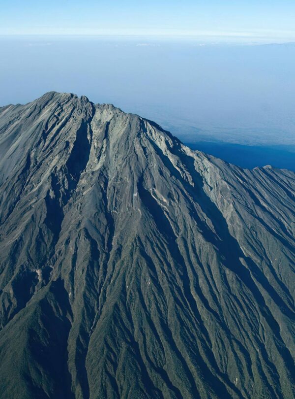 Arusha_National_Park_Mount_Meru